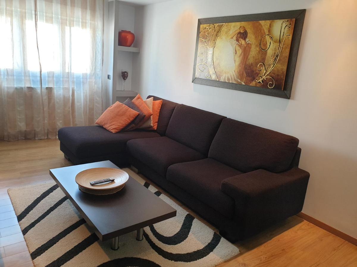 Modern Apartament Făgăraş Kültér fotó